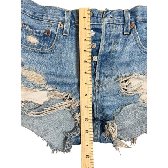Levi's Premium 501 Shorts 26 Womens Distressed Denim Blue Ripped High-Waisted - Picture 6 of 12